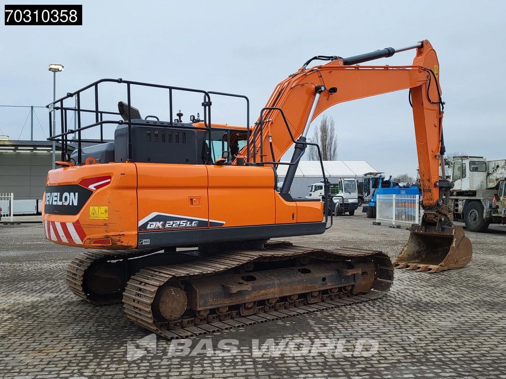 Doosan DX225 LC-7