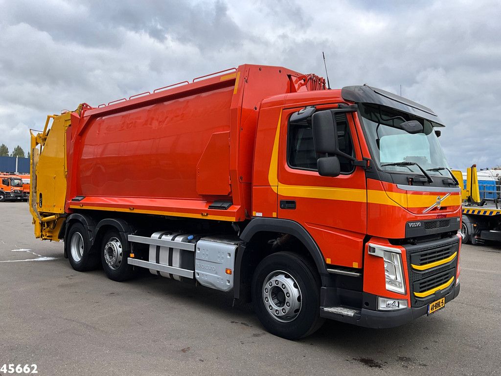 Volvo FM 330 Euro 6 Geesink 22m³