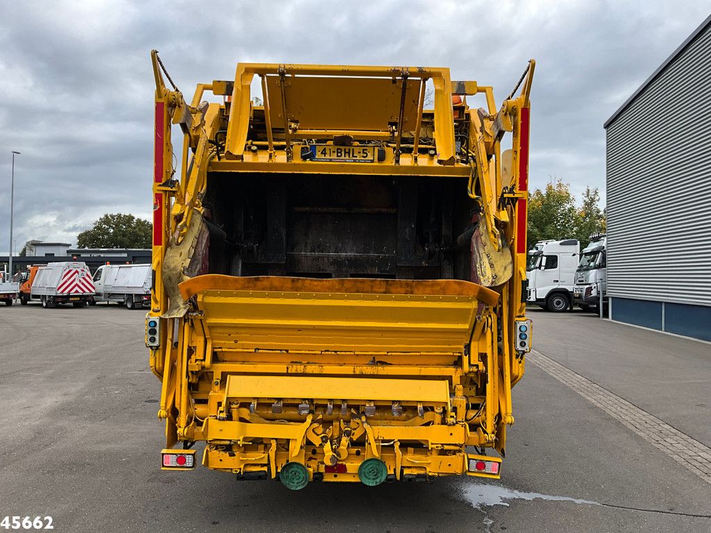 Volvo FM 330 Euro 6 Geesink 22m³