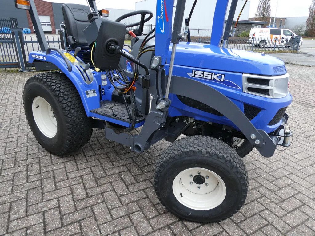 Iseki TM3267E 4wd / 0001 Draaiuren / Voorlader