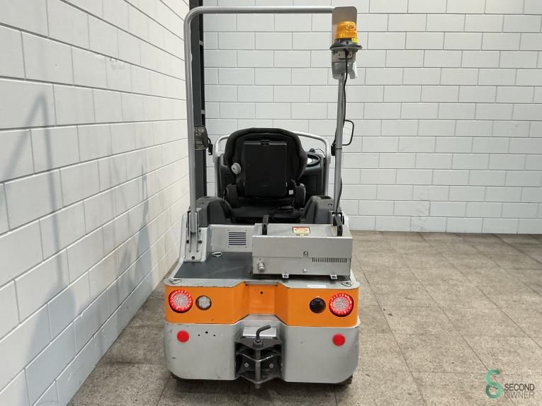 Tractors Electric Still LTX70 2018