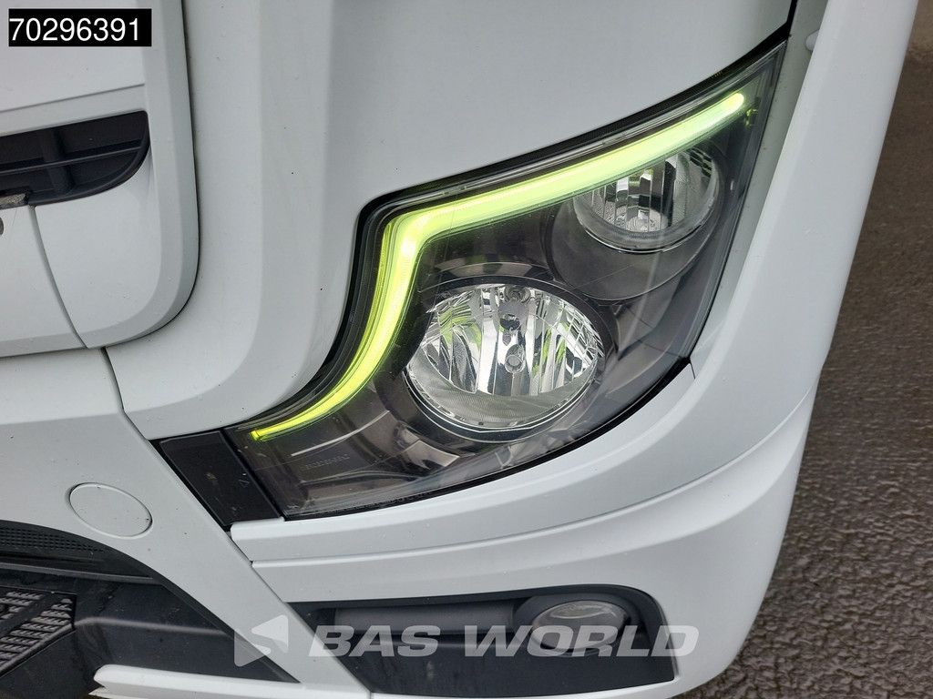 Mercedes Actros 1942 4X2 GigaSpace NL-Truck Standairco Navi Euro 6