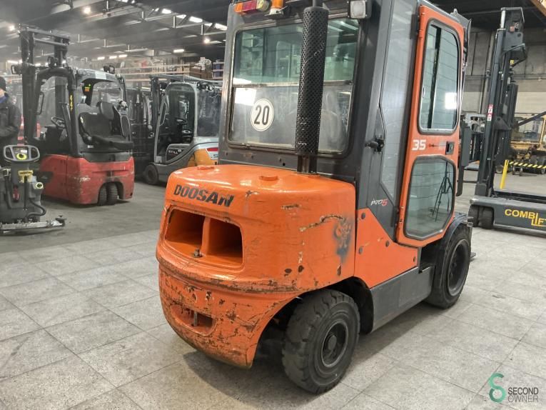 Forklifts Diesel Doosan D35C-5 2008