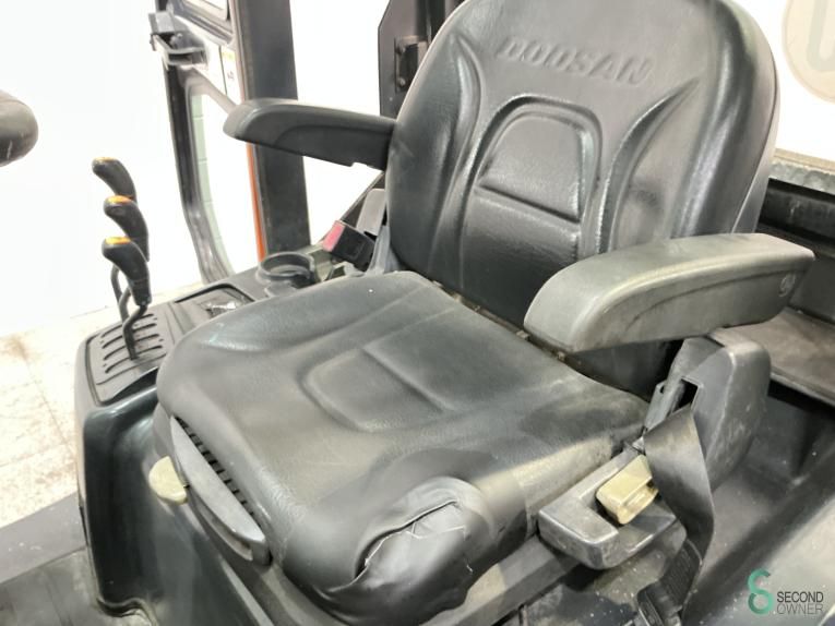 Forklifts Diesel Doosan D35C-5 2008