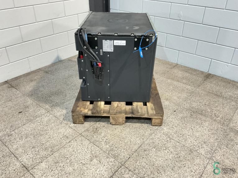 Batteries Still Li-Ion Battery