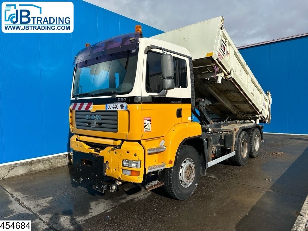 MAN TGA 26 390 6x4, Manual, Steel suspension