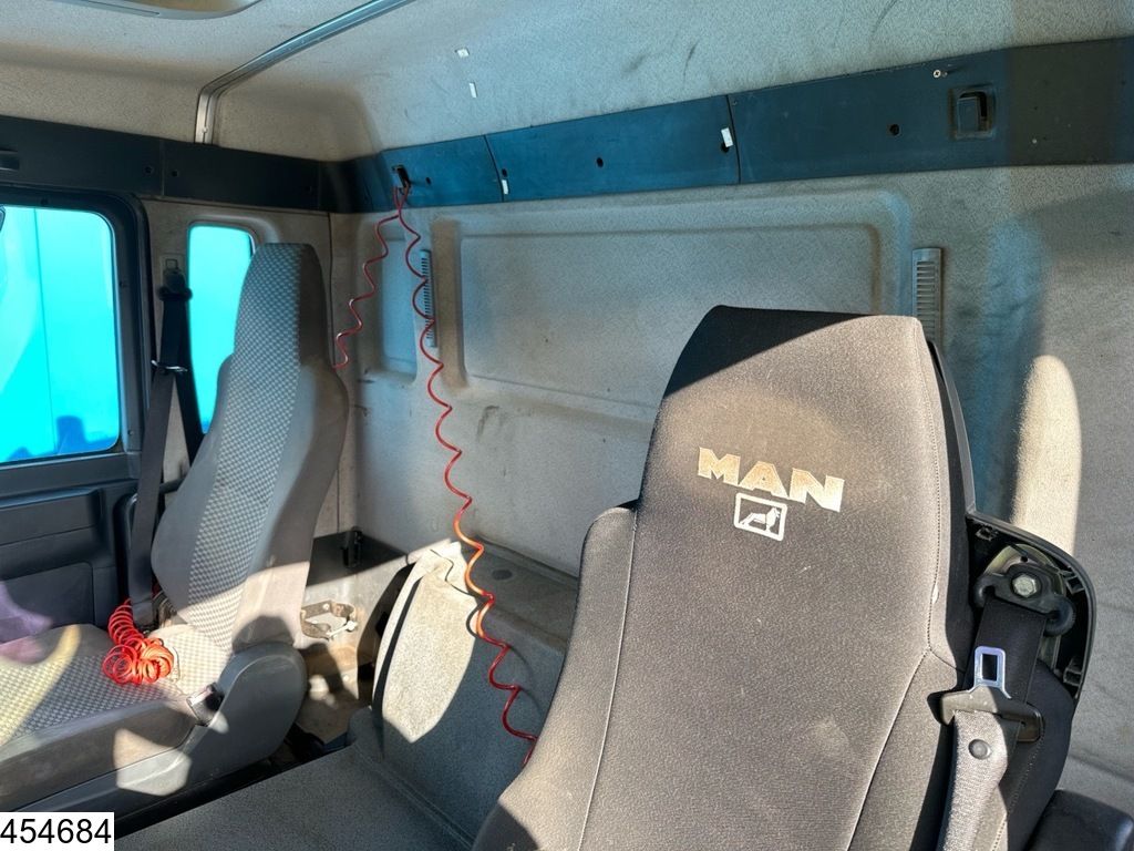 MAN TGA 26 390 6x4, Manual, Steel suspension