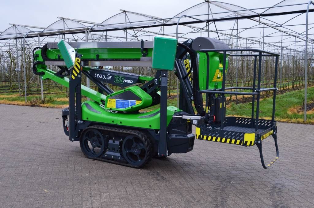 Leguan 135 NEO zelfrijdende Spinhoogwerker