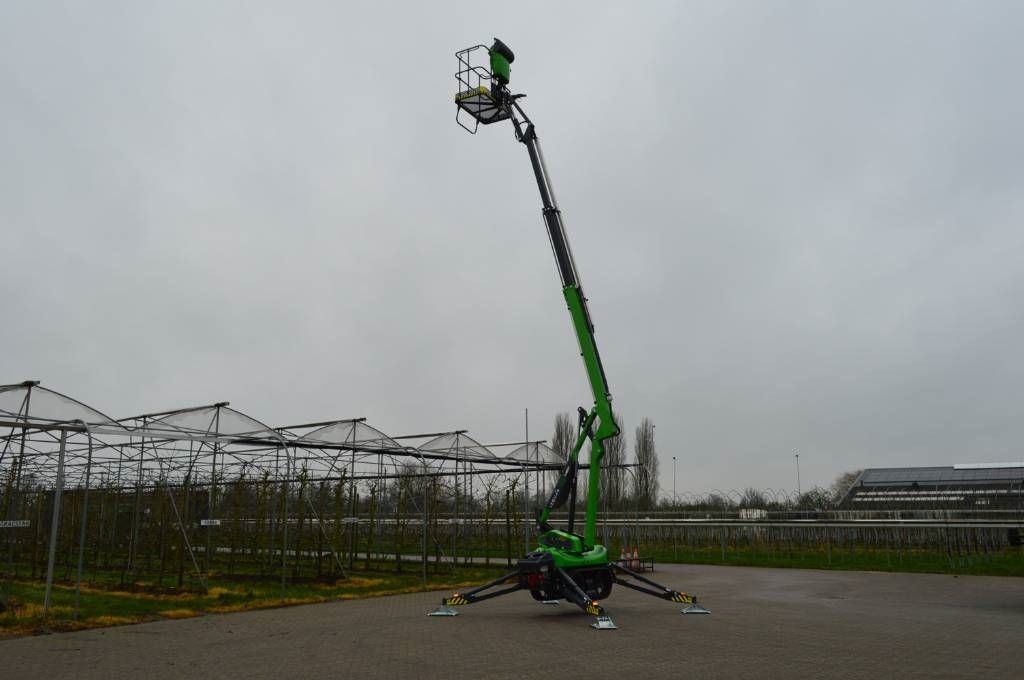 Leguan 135 NEO zelfrijdende Spinhoogwerker