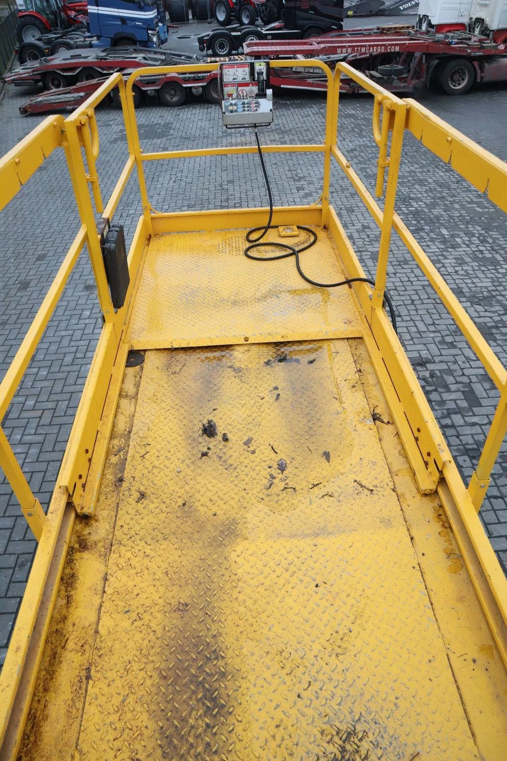 Haulotte COMPACT 12DX | 12 METER | 450 KG | OUTRIGGERS