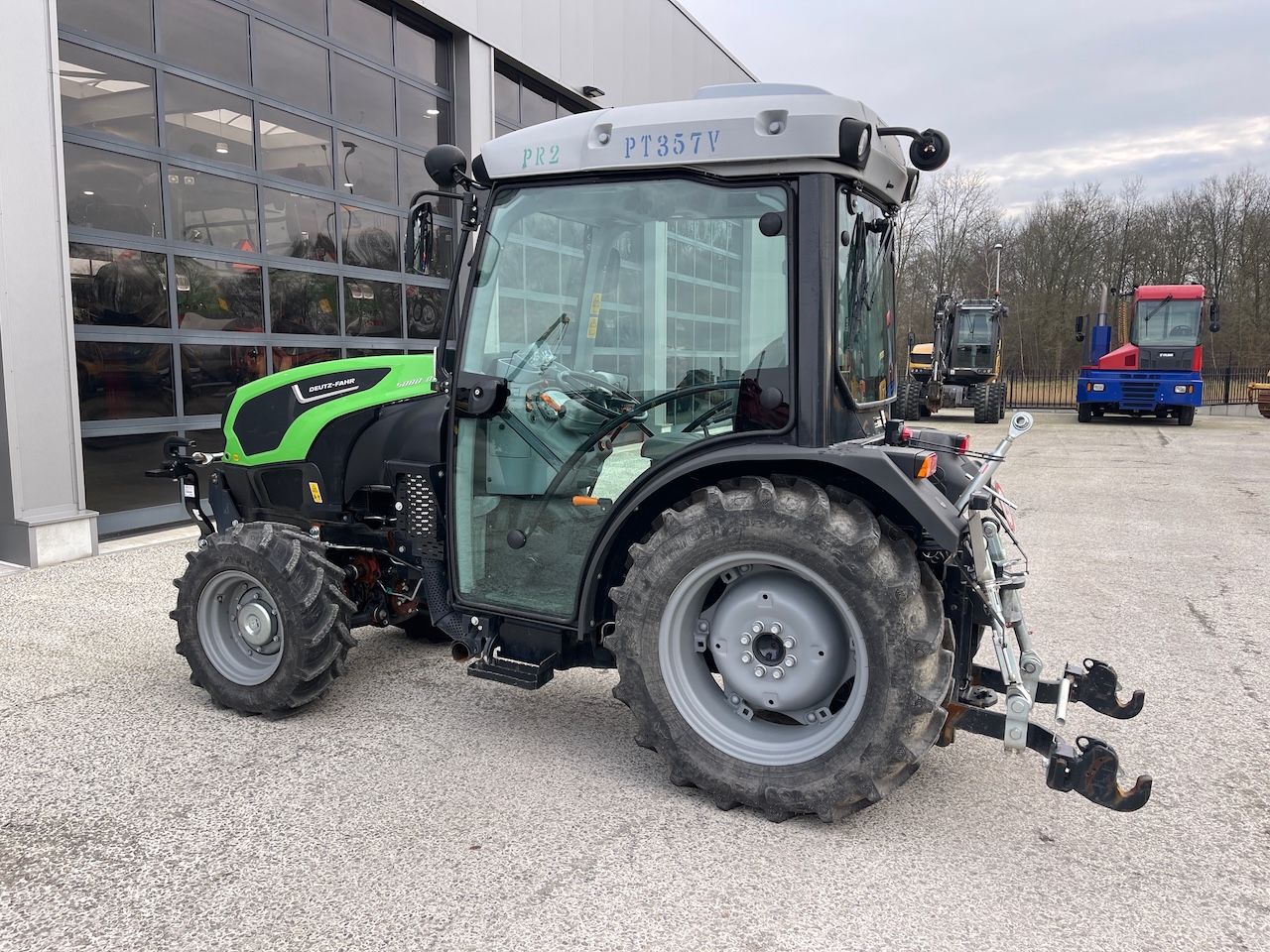 Deutz-Fahr 5080DV Ecoline smalspoortrekker