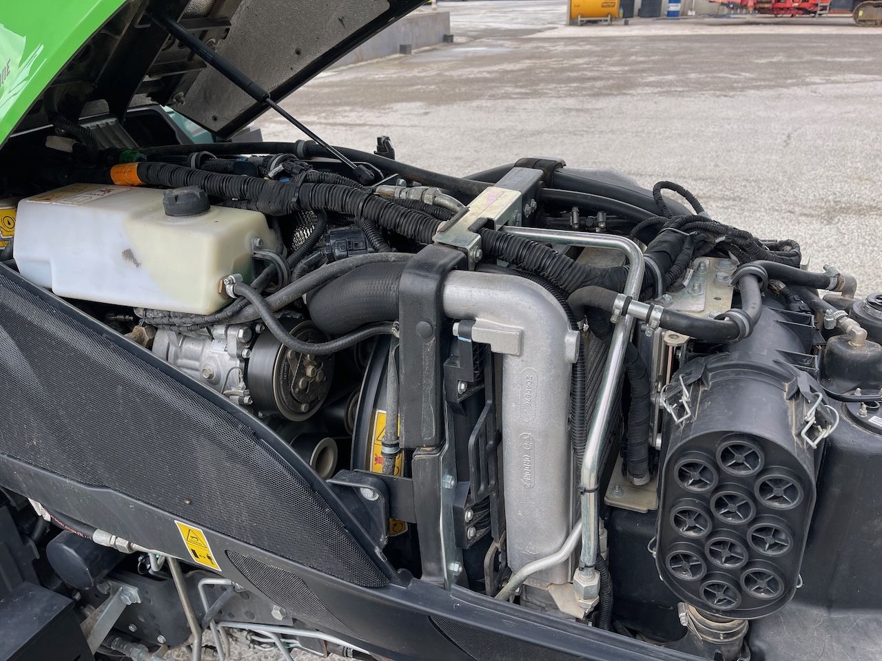 Deutz-Fahr 5080DV Ecoline smalspoortrekker