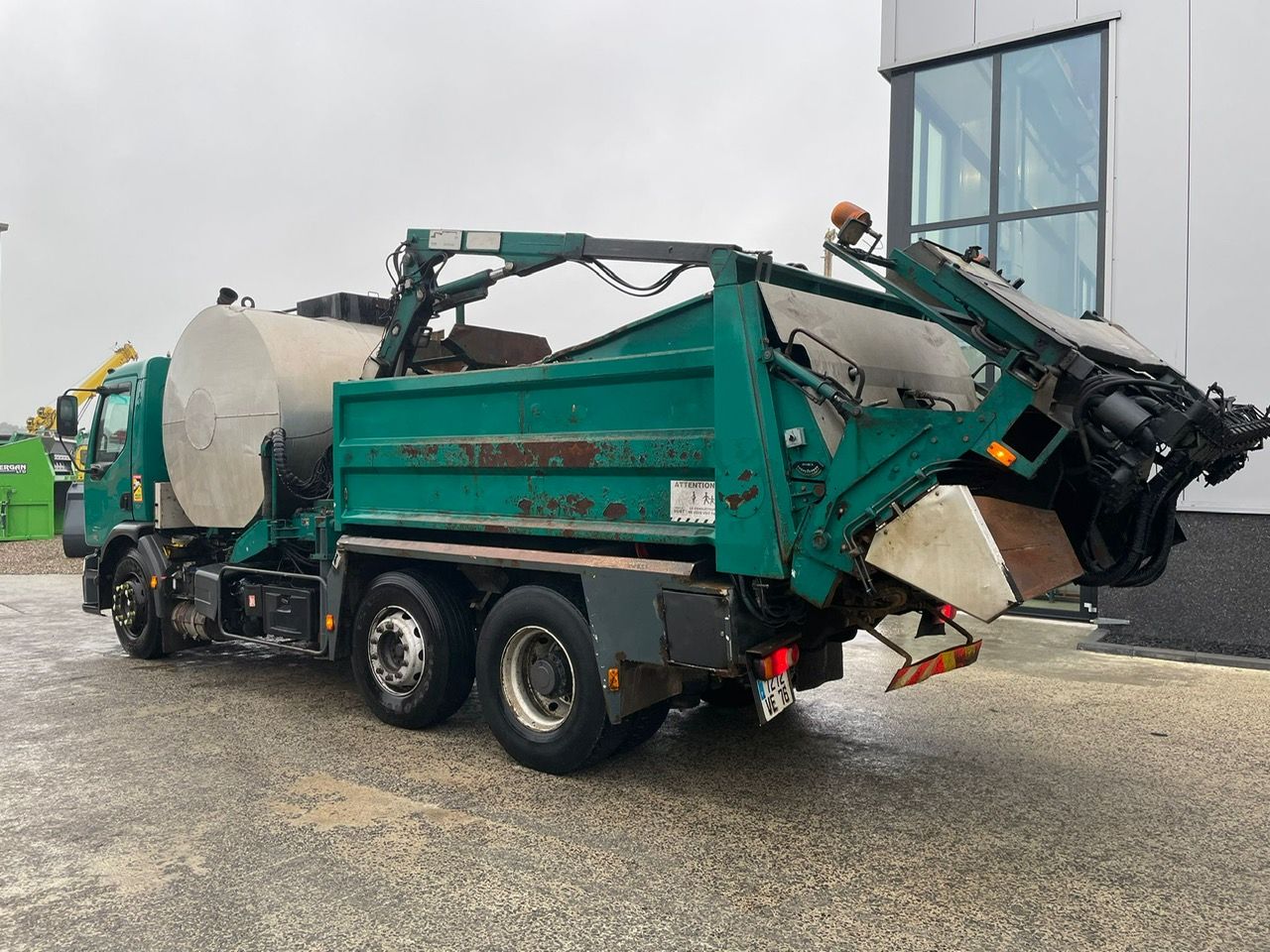 Renault 320 DCI Premium Secmair 3500 liter Bitumen spuitwagen