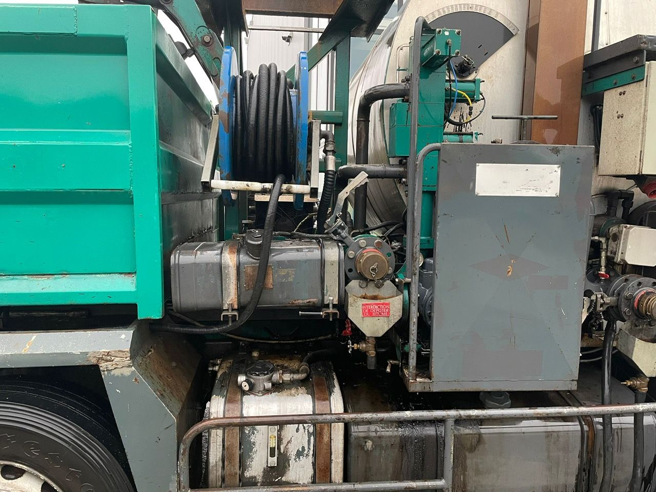 Renault 320 DCI Premium Secmair 3500 liter Bitumen spuitwagen