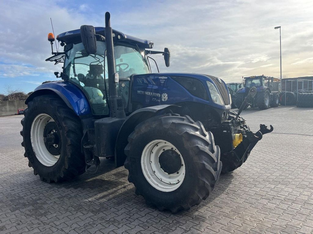 New Holland T7.270 WG4444