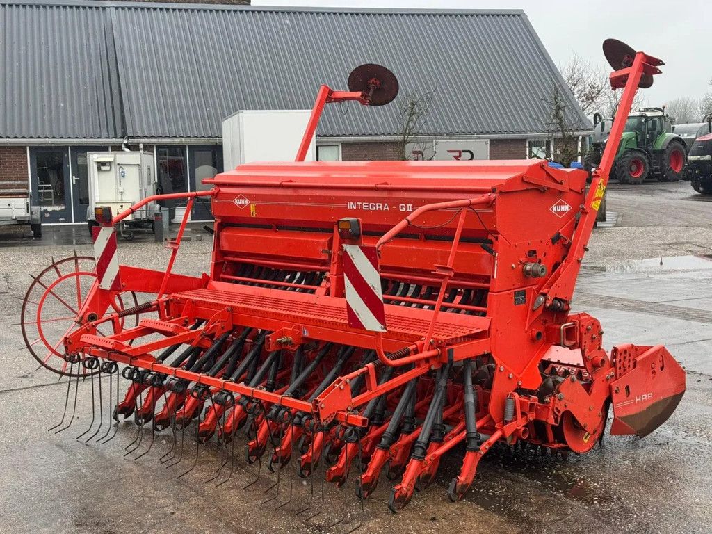 Kuhn HRB 303 Kuh integ2 Zaaimachine Zaaicombinatie