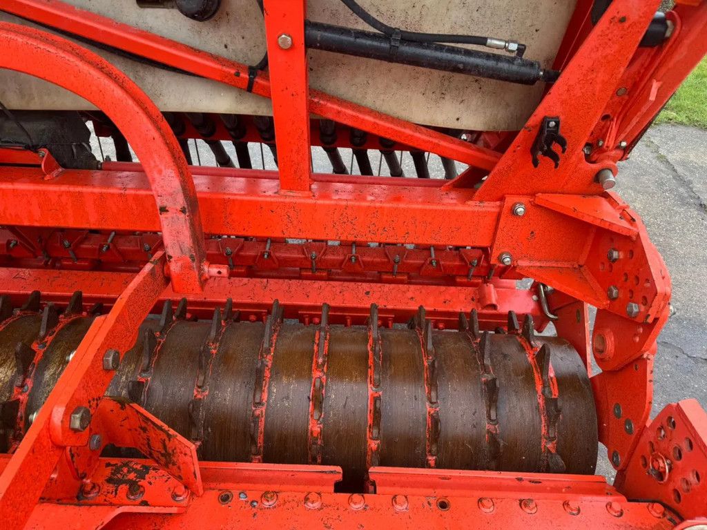 Kuhn HRB 303 Kuh integ2 Zaaimachine Zaaicombinatie
