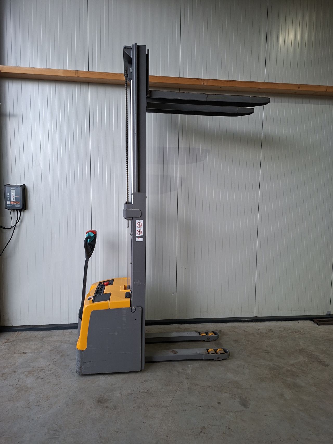 Jungheinrich ejc m13 2.5 meter 1300 kg 2017