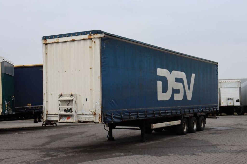 Schiebeplanenauflieger Krone Auflieger Curtainsider Mega 2013