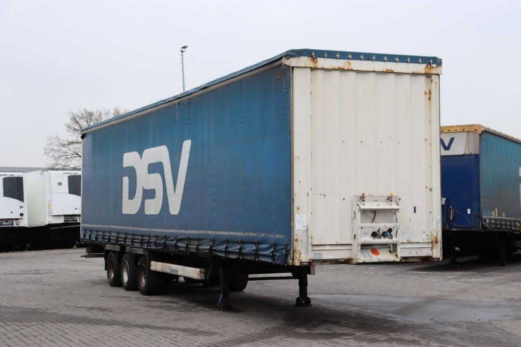 Schiebeplanenauflieger Krone Auflieger Curtainsider Mega 2013