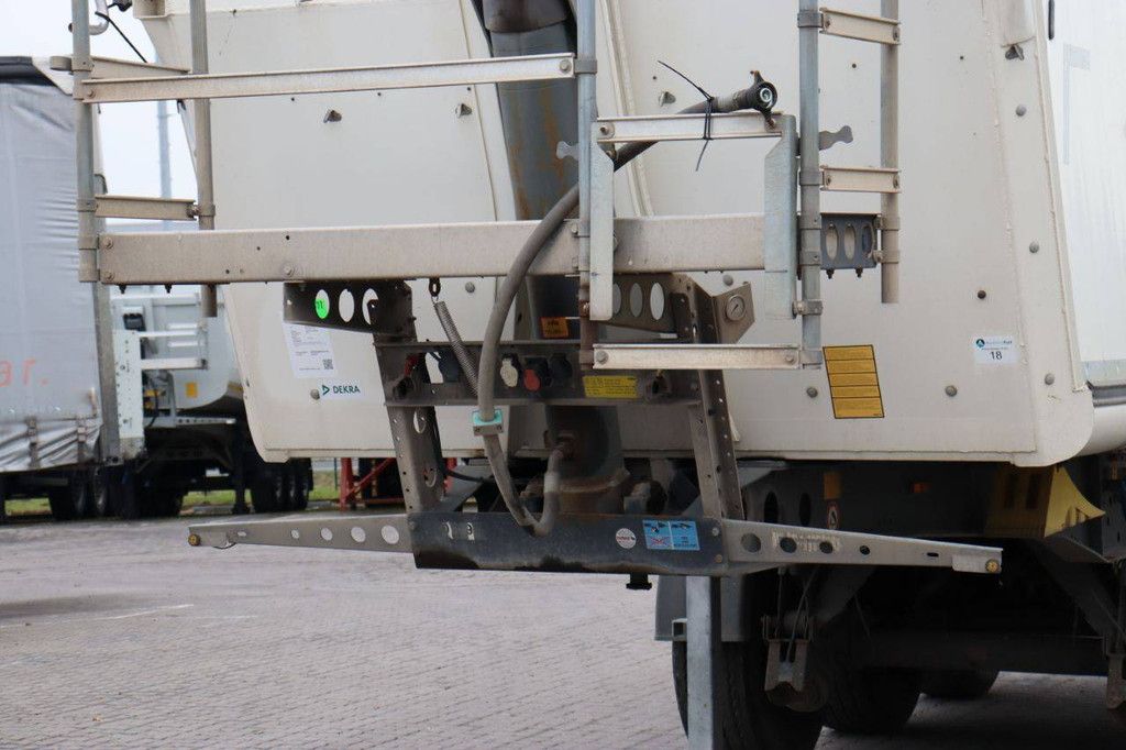 Kipper Oplegger Schmitz Cargobull Auflieger Kipper Alukastenmulde 2018