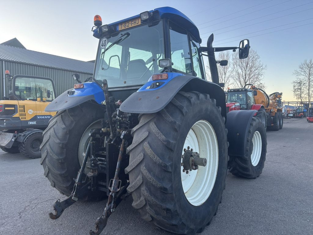 NEW HOLLAND TM175
