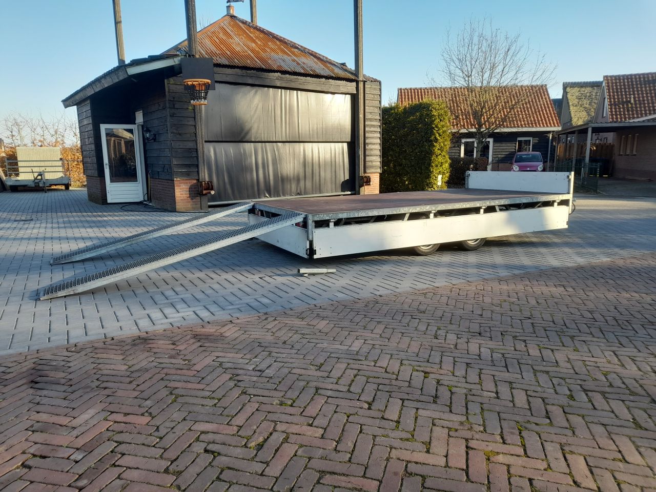 Hulco medax plateauwagen aanhanger trailer met oprijplaten