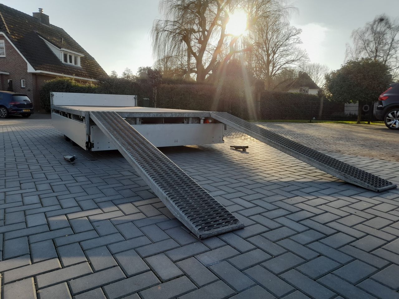 Hulco medax plateauwagen aanhanger trailer met oprijplaten