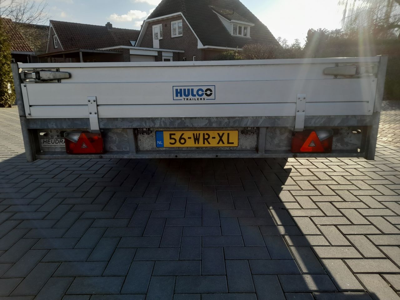 Hulco medax plateauwagen aanhanger trailer met oprijplaten