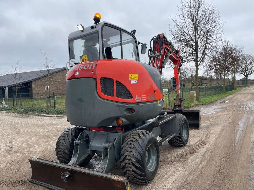 Neuson 6503 WD Bandenkraan