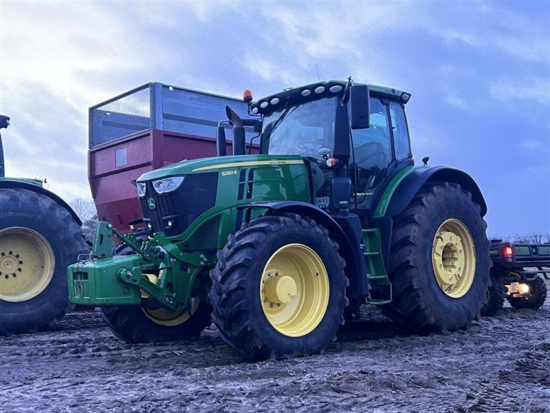 John Deere 6250R Ultimate Edition Command Pro