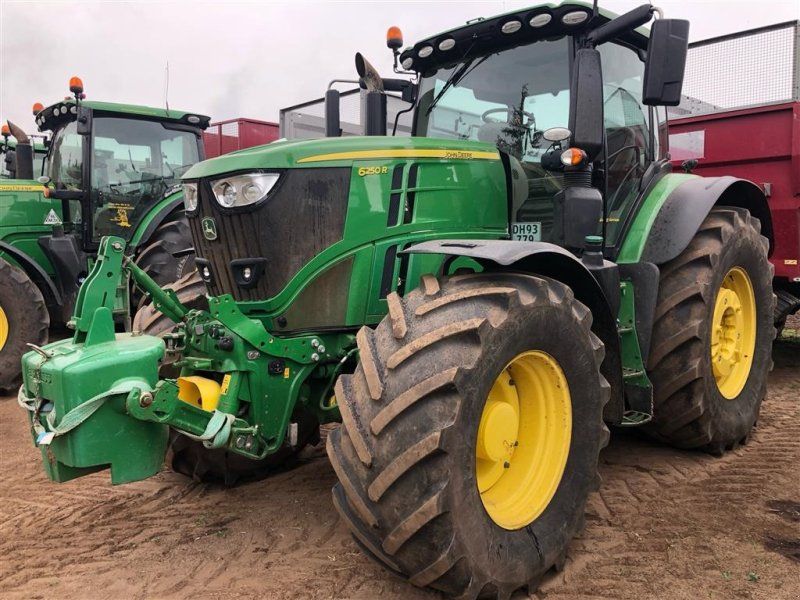 John Deere 6250R Ultimate Edition Command Pro