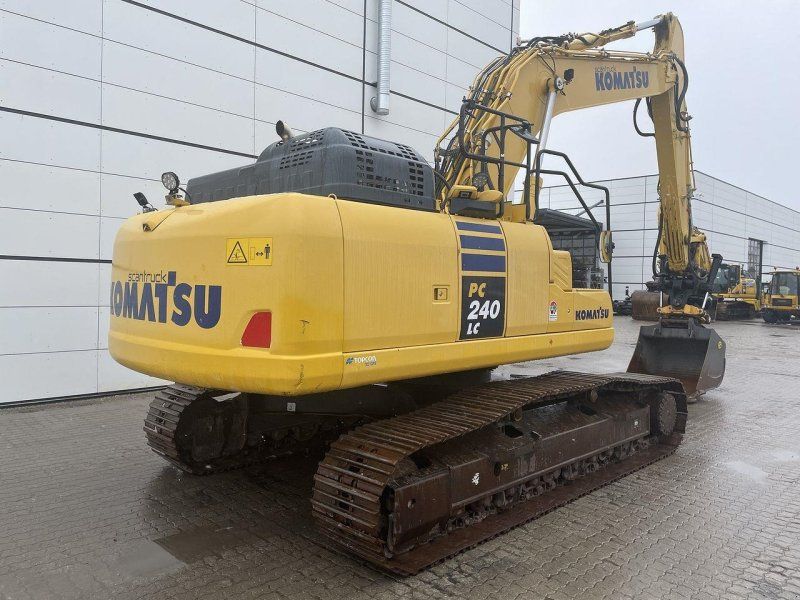 Komatsu PC240LC-11EO