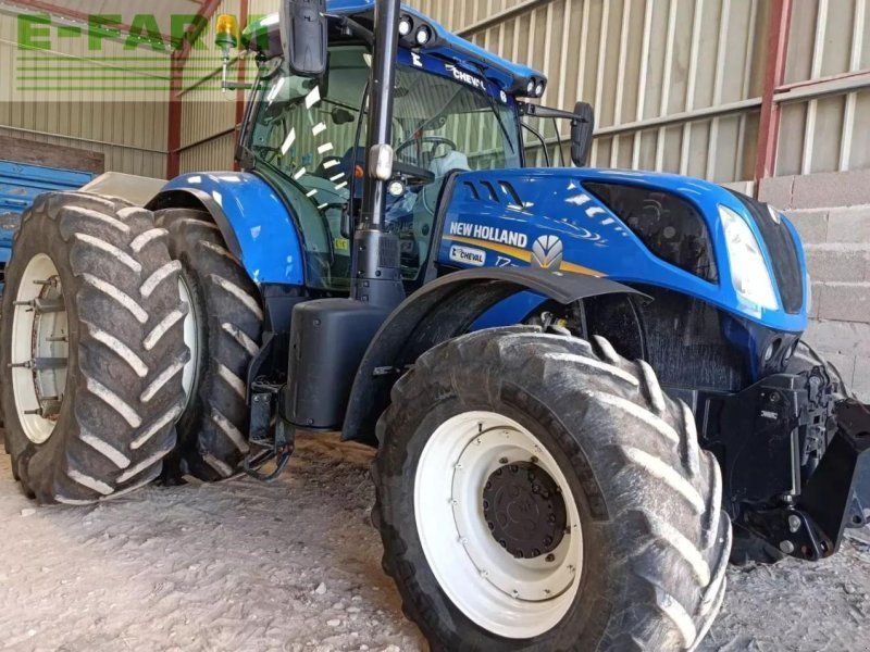 New Holland t7.230