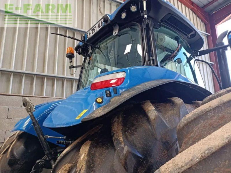 New Holland t7.230