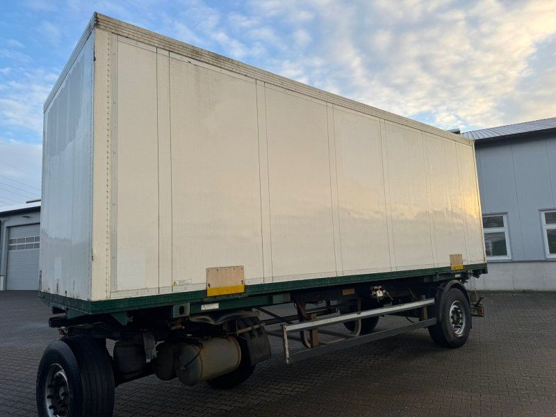 Schmitz Wechselbrücken mit Kofferbau Interne Nr. 8384