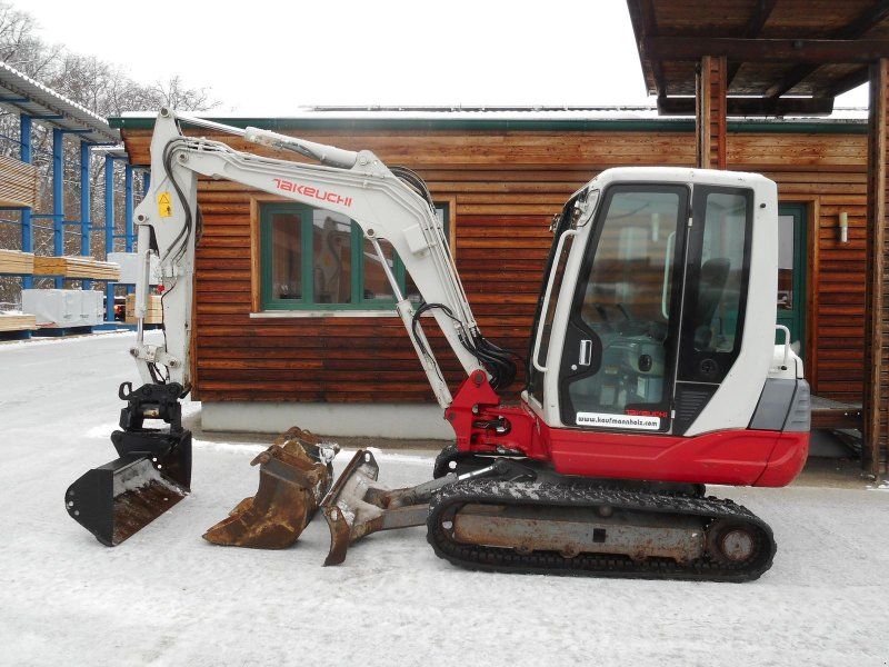 Takeuchi TB 235 (3.605kg) POWERTILT + hydr. SW
