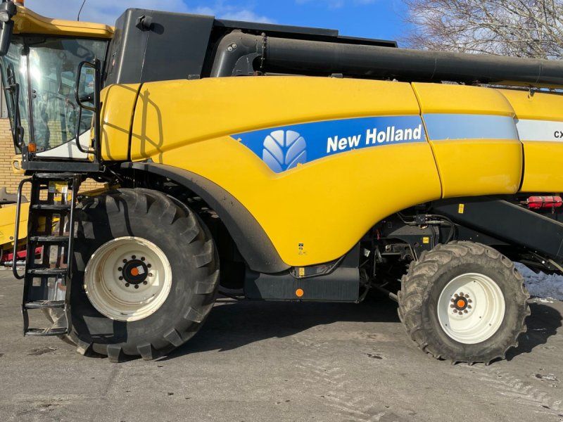 New Holland CX8070