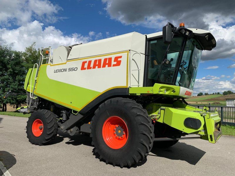 Claas Lexion 550 mit Schneidwerk V660, 3D, Klimaautomatik, gepflegter