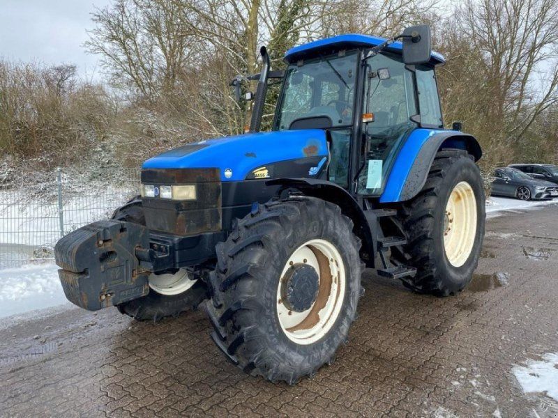 New Holland TM 155