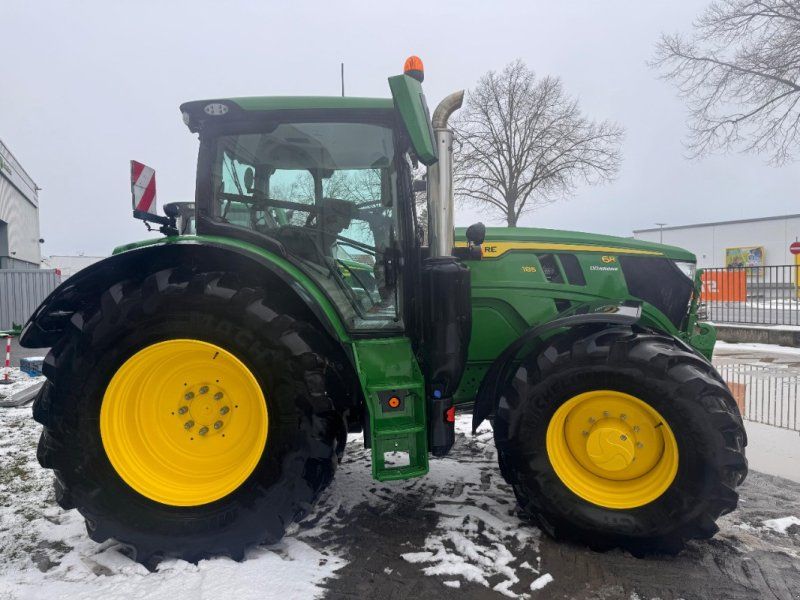 John Deere 6R 185