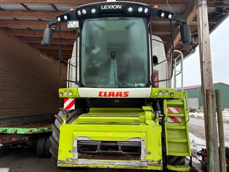Claas LION 750