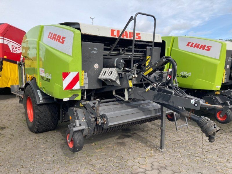 Claas Rollant 454 Uniwrap