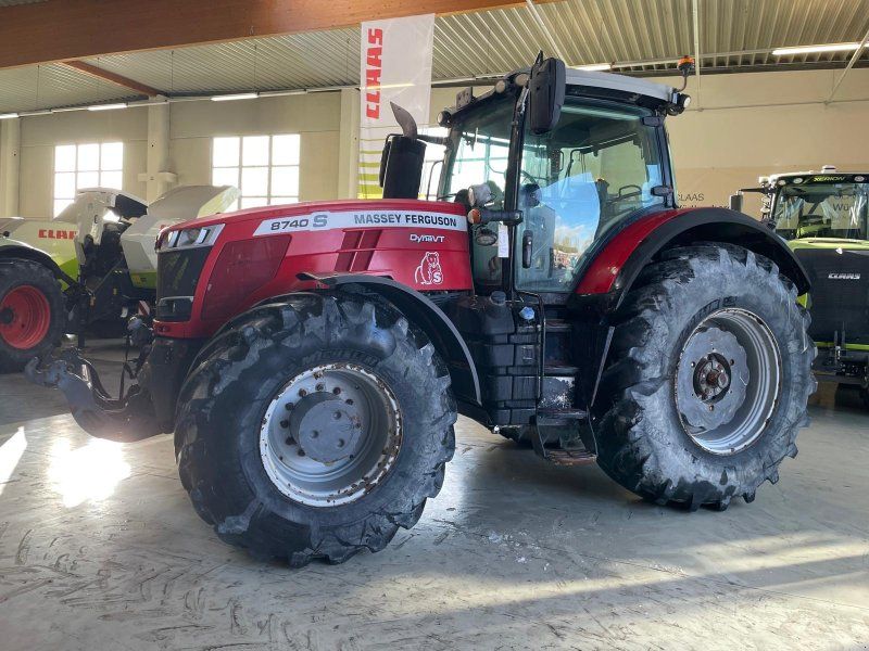 Massey Ferguson 8740S Versteigerung ab-auction