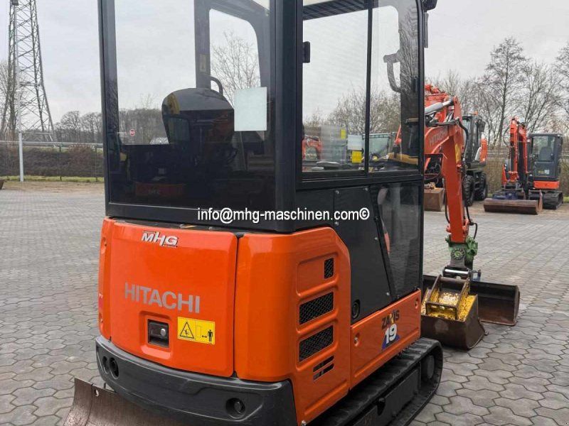 Hitachi ZX19-6 CR  Tilt Rotator