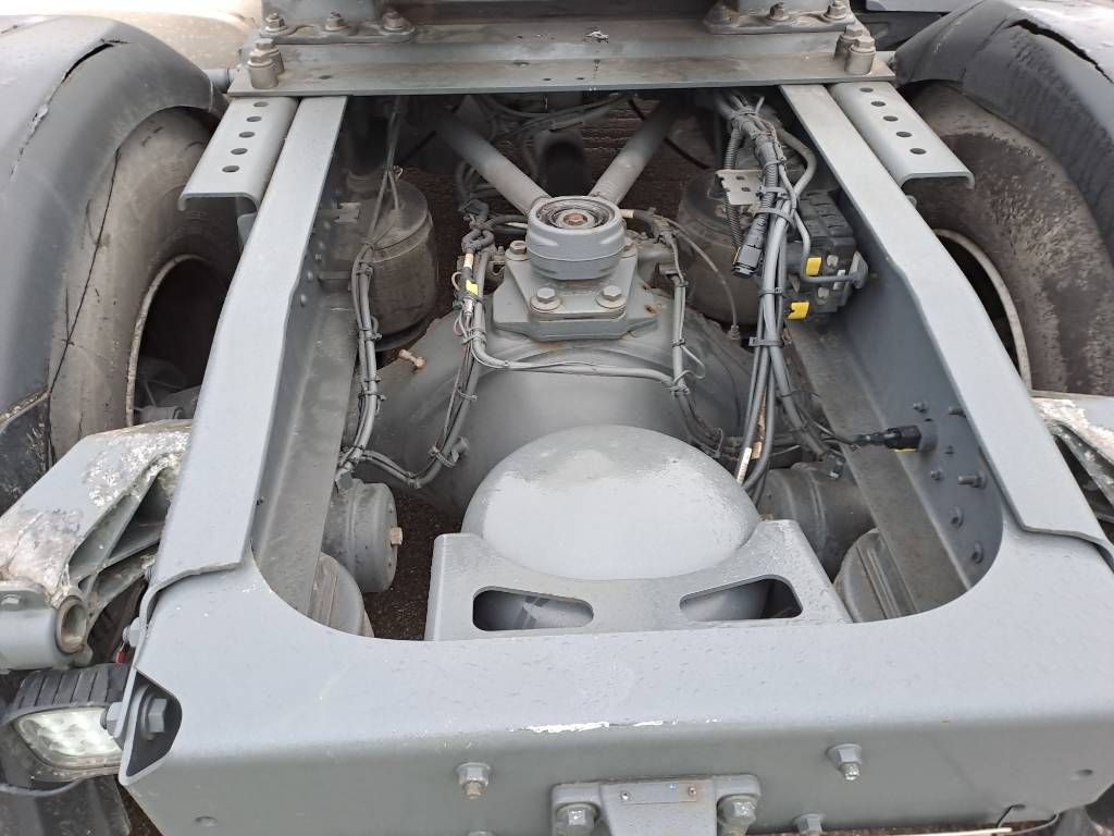 DAF XF480FT (2pcs available)