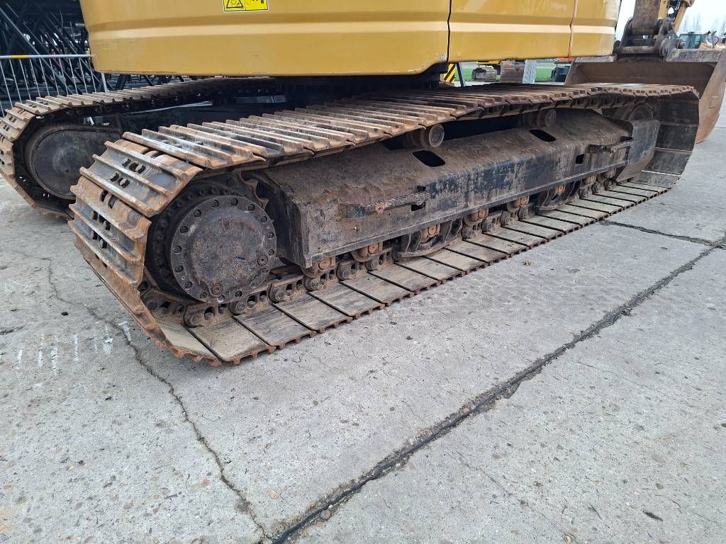 CAT 325 FL CR (With Trimble 3D GPS)