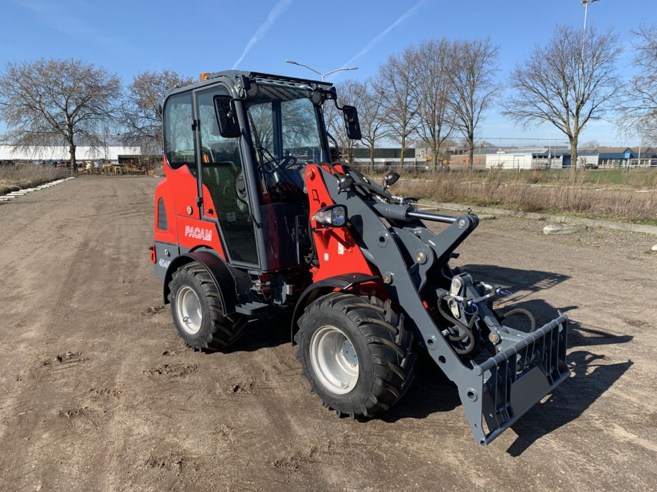 PACAM 4040 Hoflader, Hoftrac, Radlader.