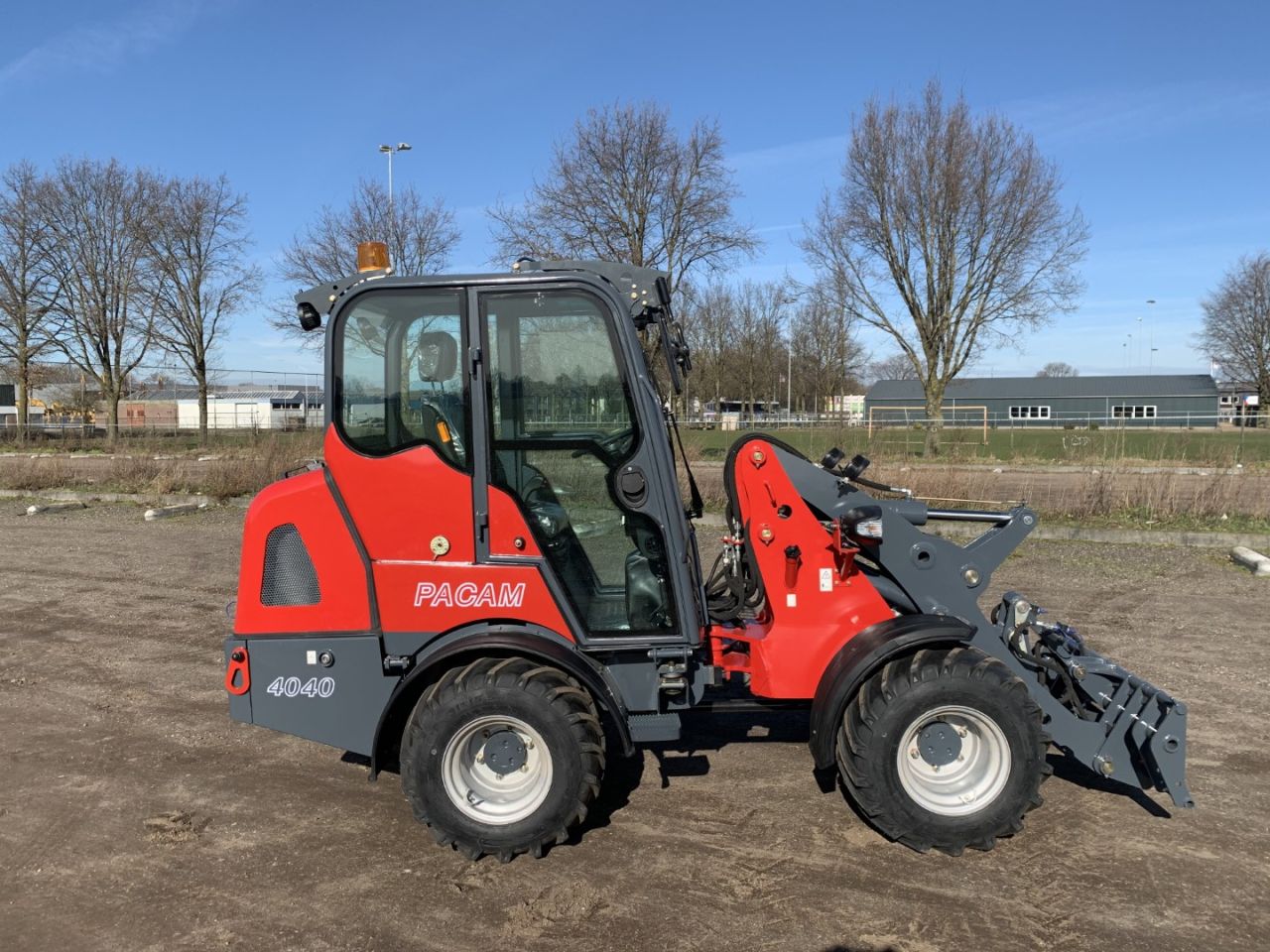 PACAM 4040 Hoflader, Hoftrac, Radlader.