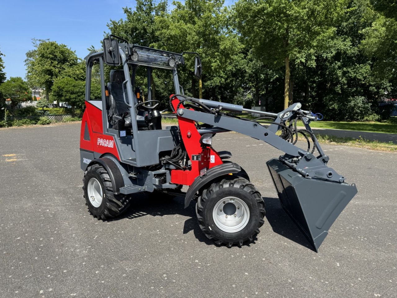 PACAM 3025E Elektro Hoflader, Hoftrac, Radlader